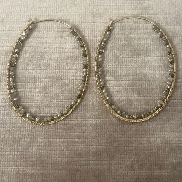 Dana Kellin Brown and Gray Diamond Hoops in 14K Yellow Gold One of a Kind - Picture 4 of 4